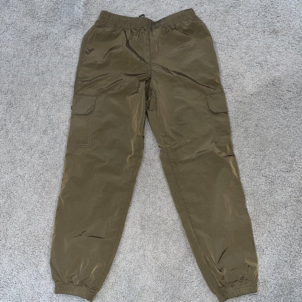 GOOD AMERICAN NYLON PARACHUTE CARGO JOGGER PANTS Chocolate Brown Size 2 = Medium